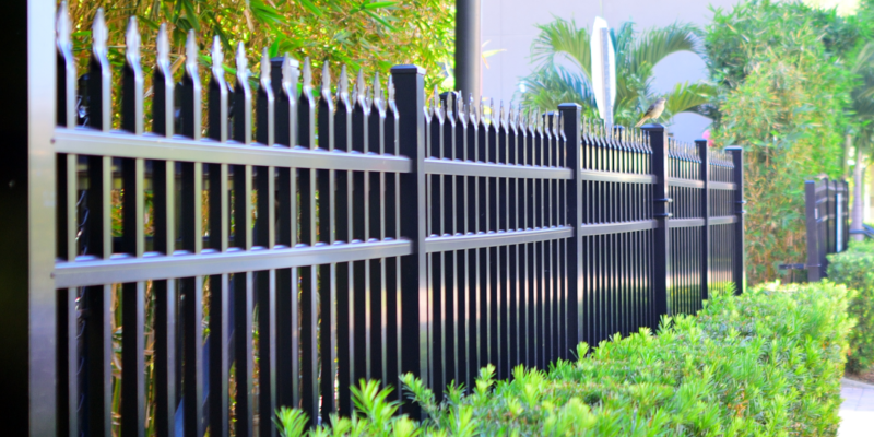 venyl fence in toronto