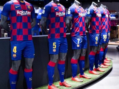 custom football kits