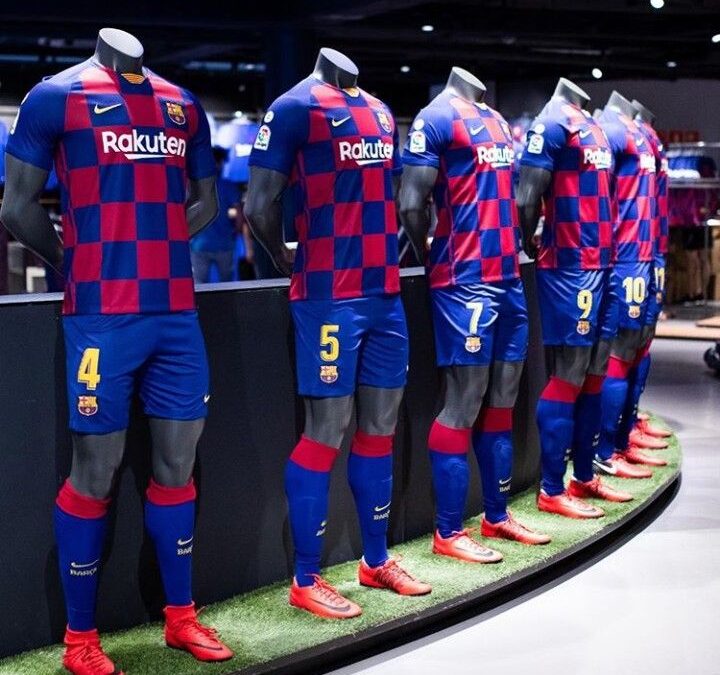 custom football kits