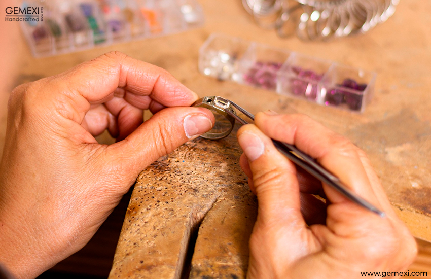 Unveiling 7 Surprising Facts About the Invention of Real Handmade 925 Silver Jewelry