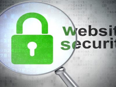 A green color lock showing website security in website development process