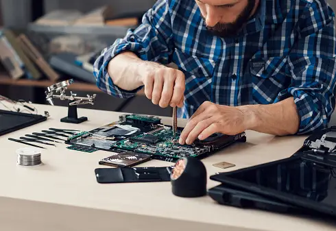 laptop repair in dubai