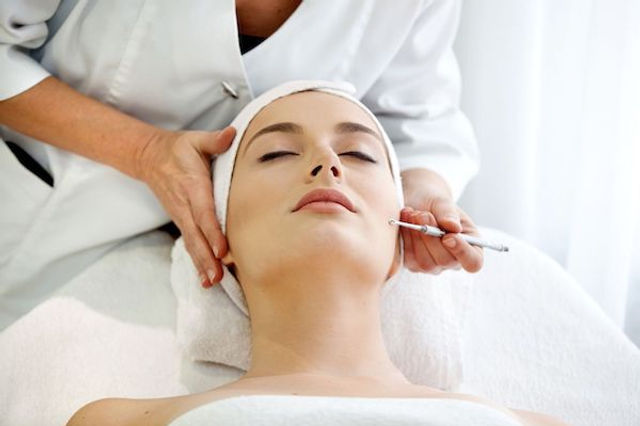 #1 Ultimate Guide to Electrolysis Hair Removal in Dubai