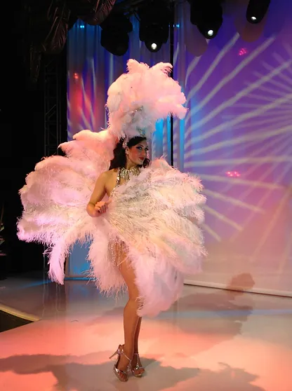showgirl costume Vegas