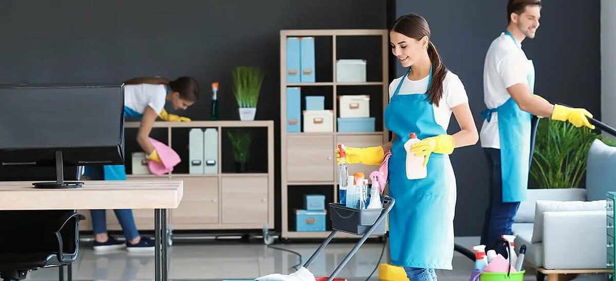 How Professional Commercial Cleaning Enhances Business Image