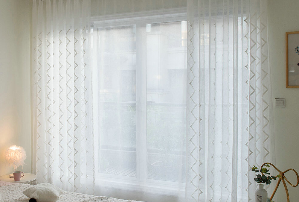 Benefits of Sheer Curtains