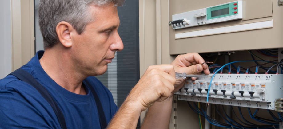 Texas Circuit Breaker Replacement Services