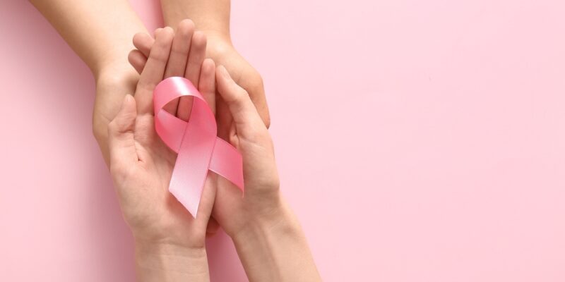 symptoms of breast cancer