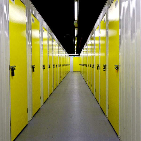 book affordable self storage online in Detroit, MI