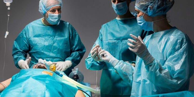 best laparoscopic surgeon in Greater Noida